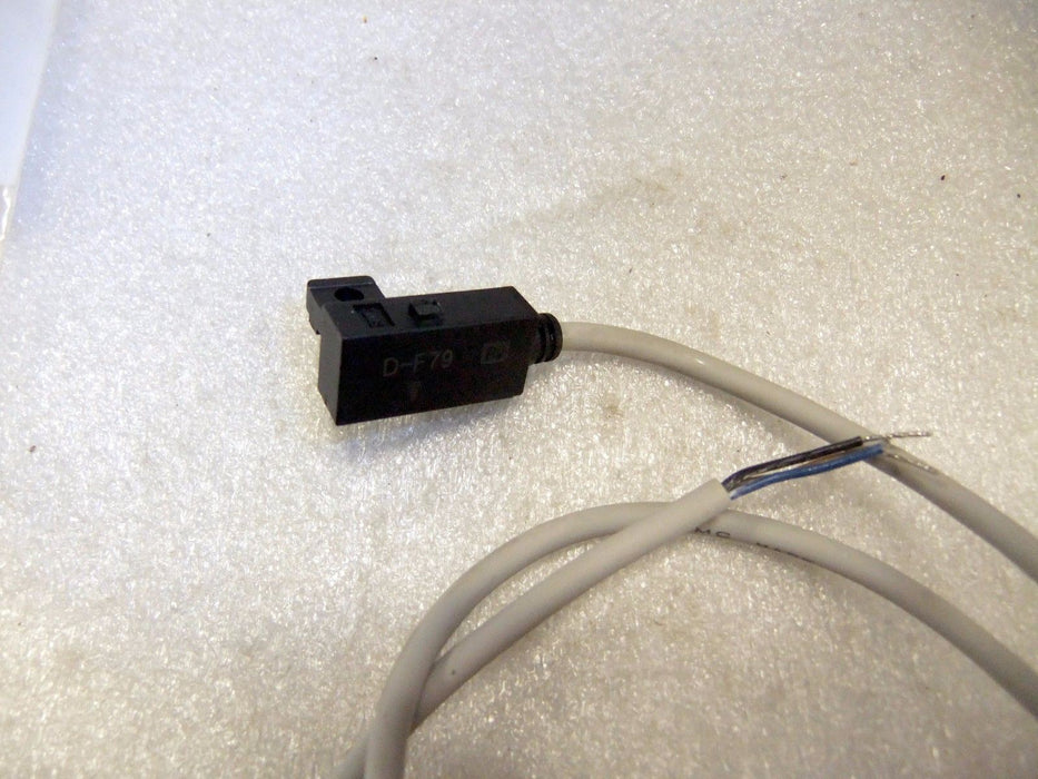 SMC D-F79 Sensor NPN Rail