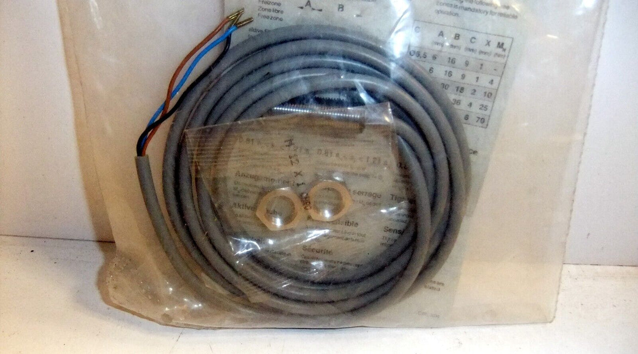 Contrinex Inductive Sensor DW-AD-501-M12-120