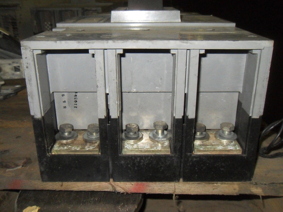 Siemens ITE NXD63B120 600 V AC 1200 A 3 Phase Sentron Series Circuit Breaker