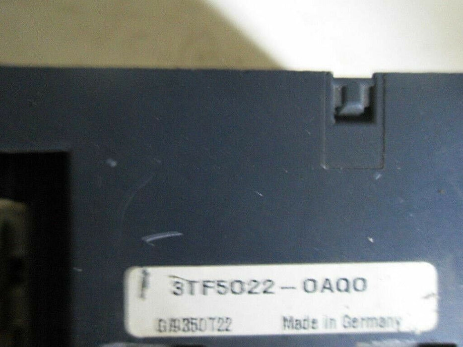 1 Siemens 3TF5022-OAQO CONTACTOR 600VAC 150A.