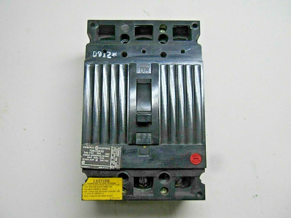 GE TEB132030 240 V AC 30 A Circuit Breaker