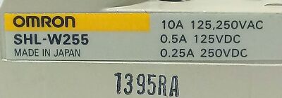 Omron SHL-W255 125-250 V AC/DC 10 A Roller Lever Limit Switch