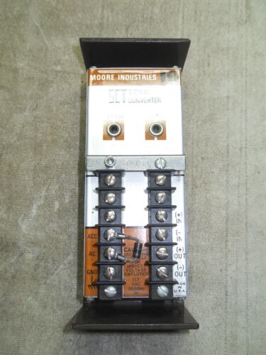 1 MOORE INDUSTRIES SCT/4-20MA/1-5V/117AC-RFC SIGNAL CONVERTER