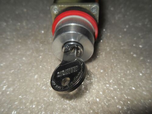 1 Allen-Bradley 800MR-H31B SER A SELECTOR SWITCH OPERATOR