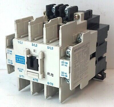 Mitsubishi S-N35 100-110 V AC 60 A 2 NO/2 NC 3 P Magnetic Contactor