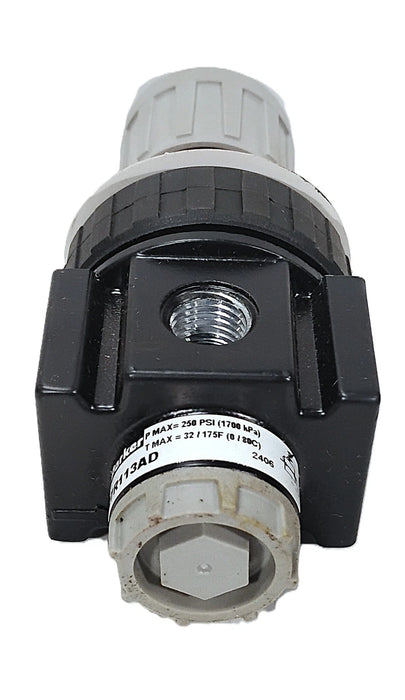 Parker 27R113AD 250 psi Air Pressure Regulator w/ 1/4 in NPT Ports