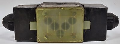 Vickers PA5DG4S4LW-016C-B-60 880029 Directional Control Valve