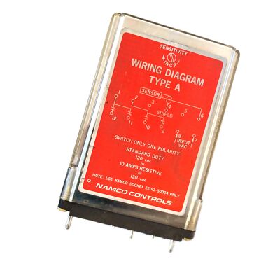 NAMCO EE951-02103 MARKIII 115 V AC DPDT Plug-in Relay for Proximity Switch