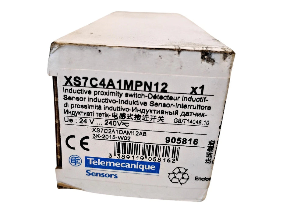 Telemecanique XS7C4A1MPN12 24-240 V AC/DC Inductive Proximity Sensor