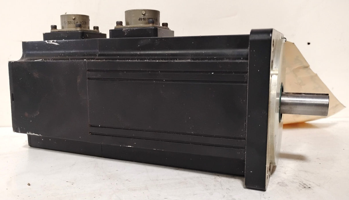 Emerson DXM-316C 240 V AC 4 A 4000 RPM .76 HP .57 kW Servo Motor