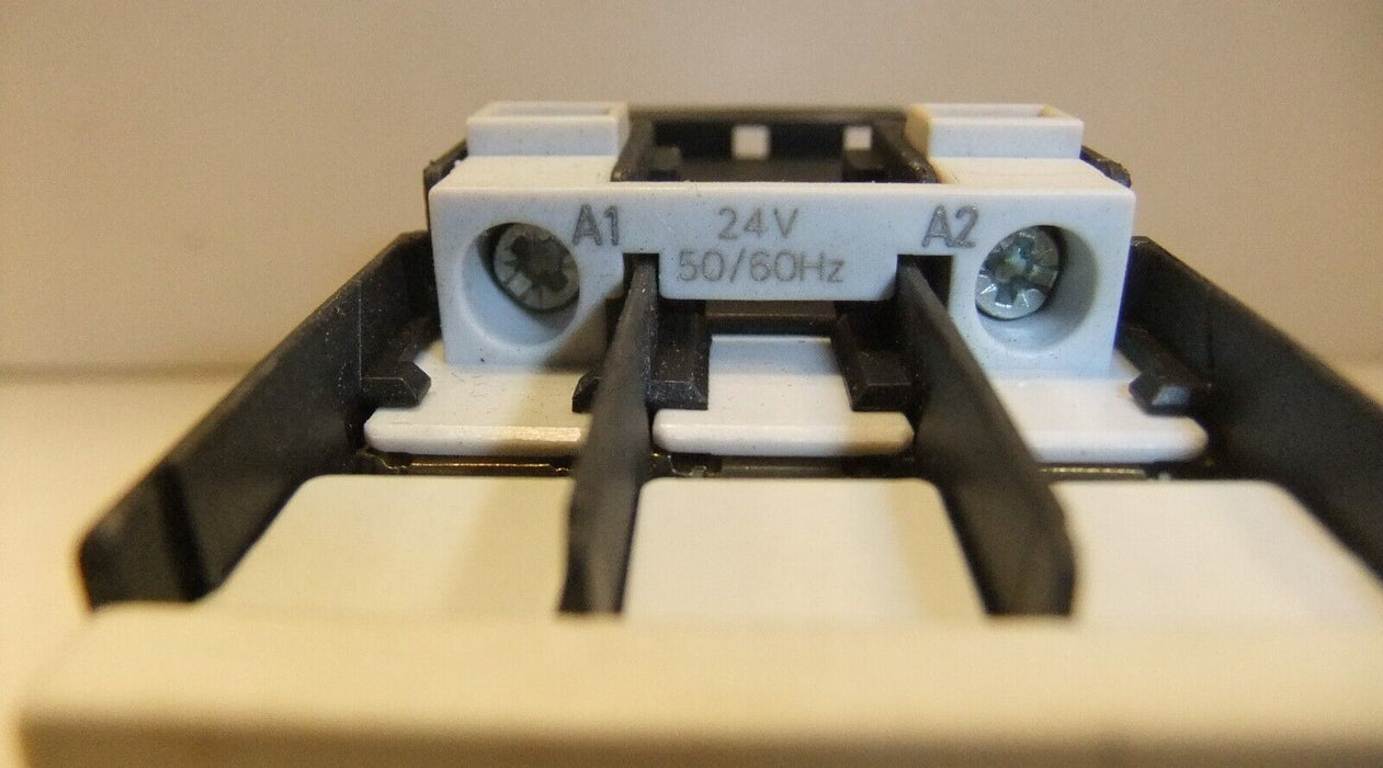 Siemens 3RT1026-1AC20 Contactor