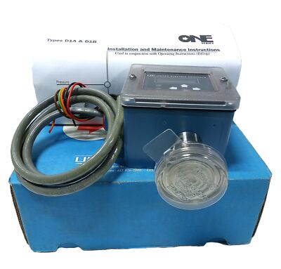 United Electric Controls D1A5T2N 18-30 V DC 0-50 psi Pressure Switch w/ IAW