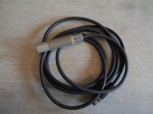 Omron E2K-X8MF1 Proximity Sensor