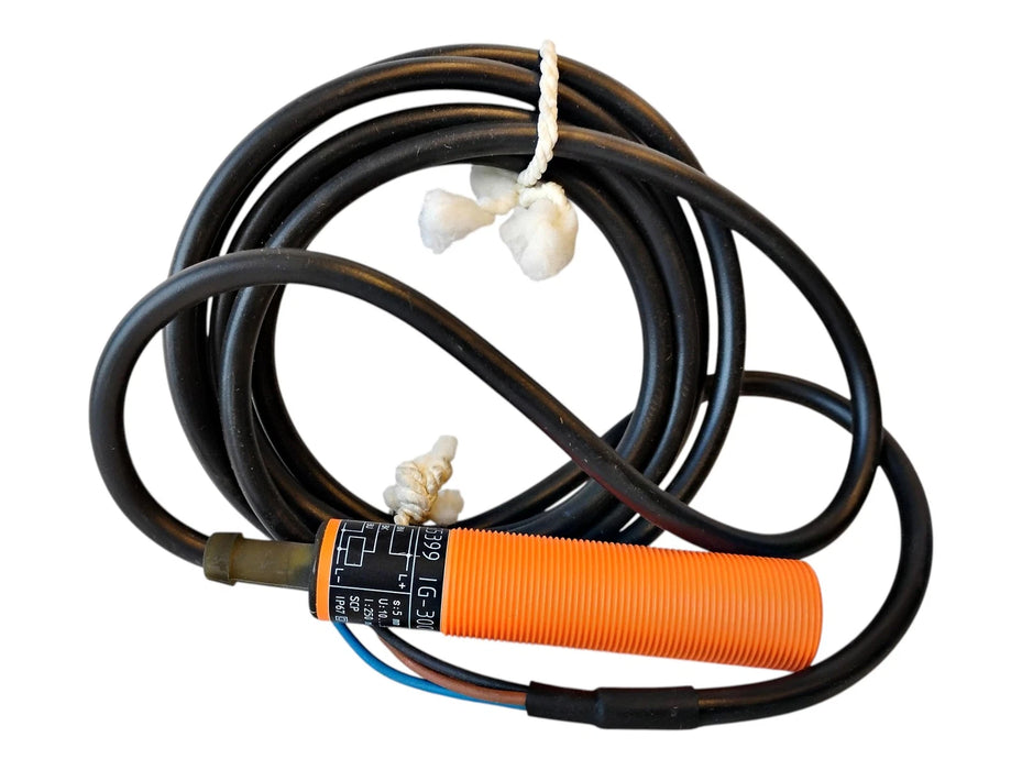 Efector IG-3005-BPKG IG5399 10-36 V DC Inductive Proximity Sensor