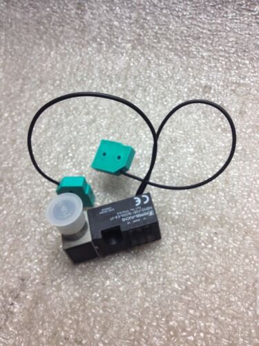 Pepperl Nbn2-F581-160S6-E8-V1 Sensor Attached Bracket Nbn2-F581-160S6-E...