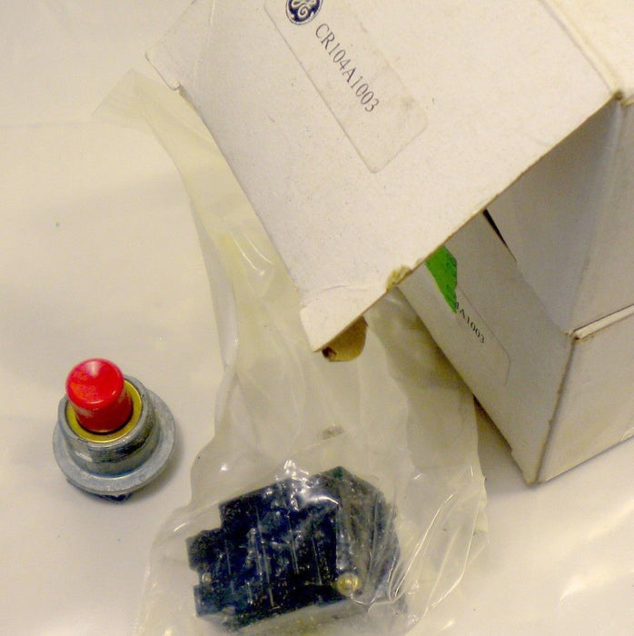2 GE Mini Push Button CR104A1003
