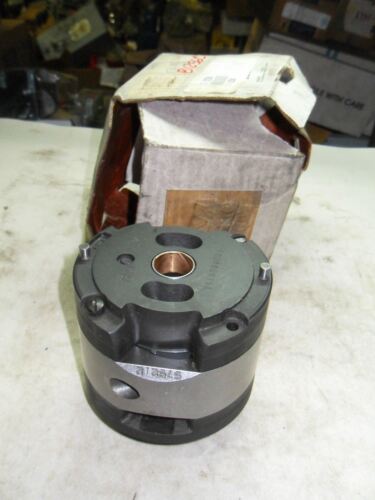 1 VICKERS R02102561 C KIT