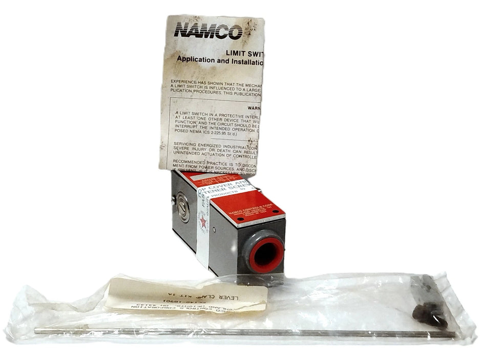 NAMCO EA150-30223 SNAP-LOCK 125 V AC/DC Rotary Gear Limit Switch w/ Rod Lever