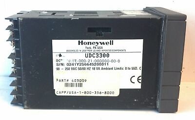 Honeywell DC330B-KE-000-21-000000-00-0 90-250 VAC UDC3300 Temperature Controller