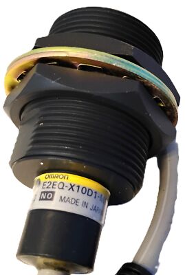 Omron E2EQ-X10D1-M1GJ 12-24 V DC 0.3 m Cable Proximity Sensor
