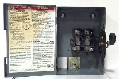 Square D D221N 30 A 240 V 2 P Fused Safety Switch