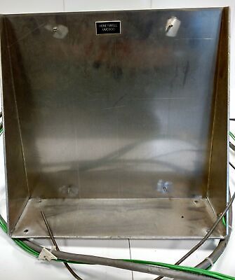 Honeywell UMC800 Enclosed Rack Controller
