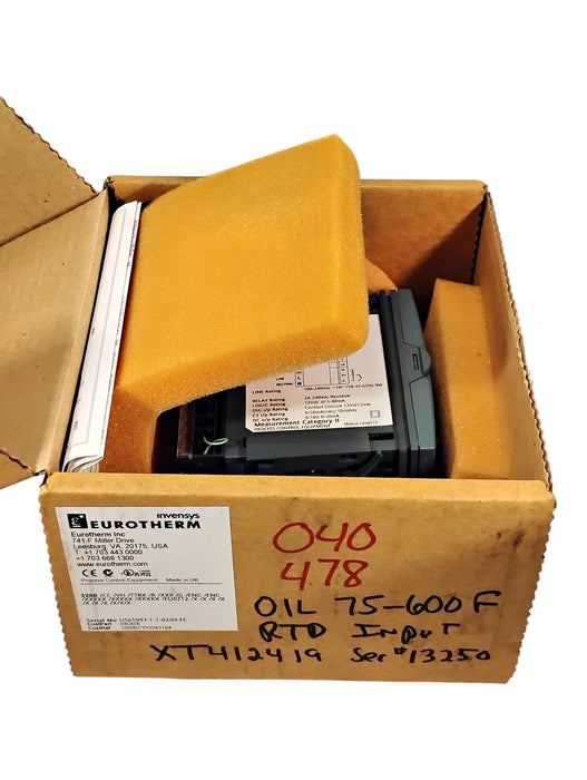 Eurotherm 3208/CC/VH/TTRX/R/XXX/G/ENG/ENG/XXXXX/XXXXX/XXXXX/EU0712/X/X/X/X/X/X/X PID Temperature Controller