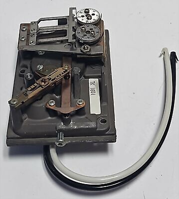 Barber-Colman TK-1801 Pneumatic Thermostat