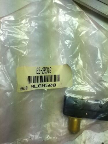 LOT OF 10 MICRO SWITCH BZ-2RQ16 SWITCHES