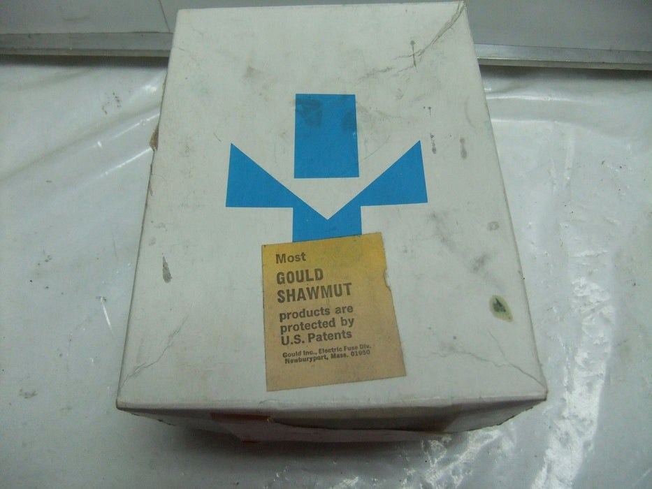 LOT OF 4 A50P100 FUSES