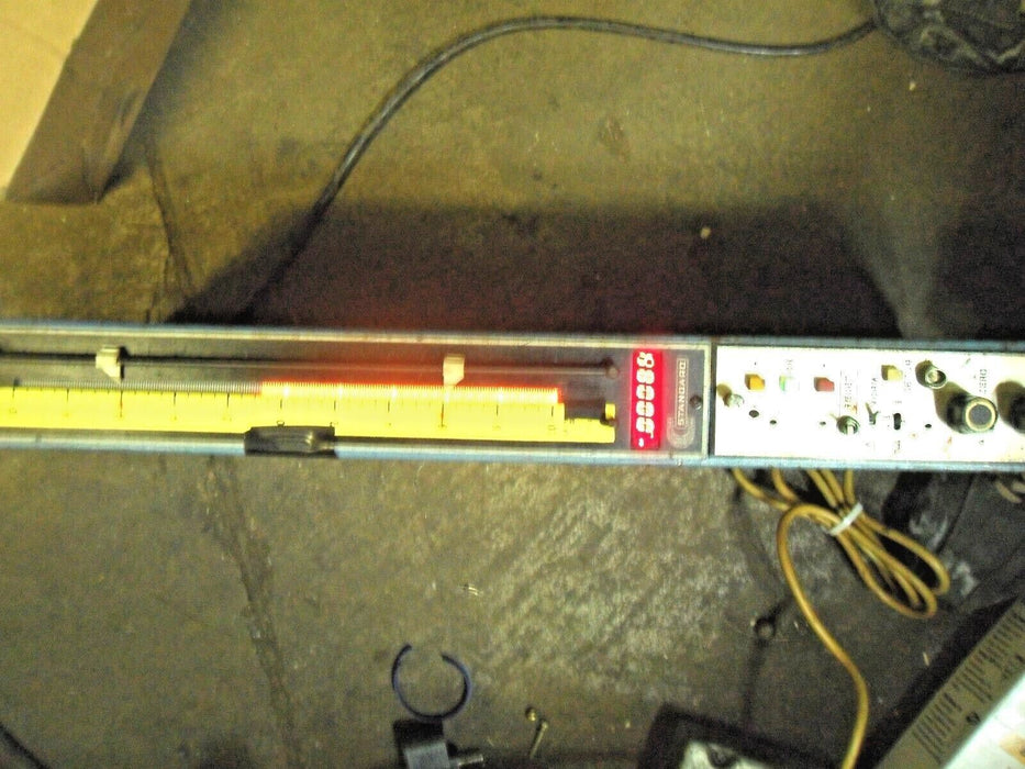 Standard Gage E8-8000-RS Meter
