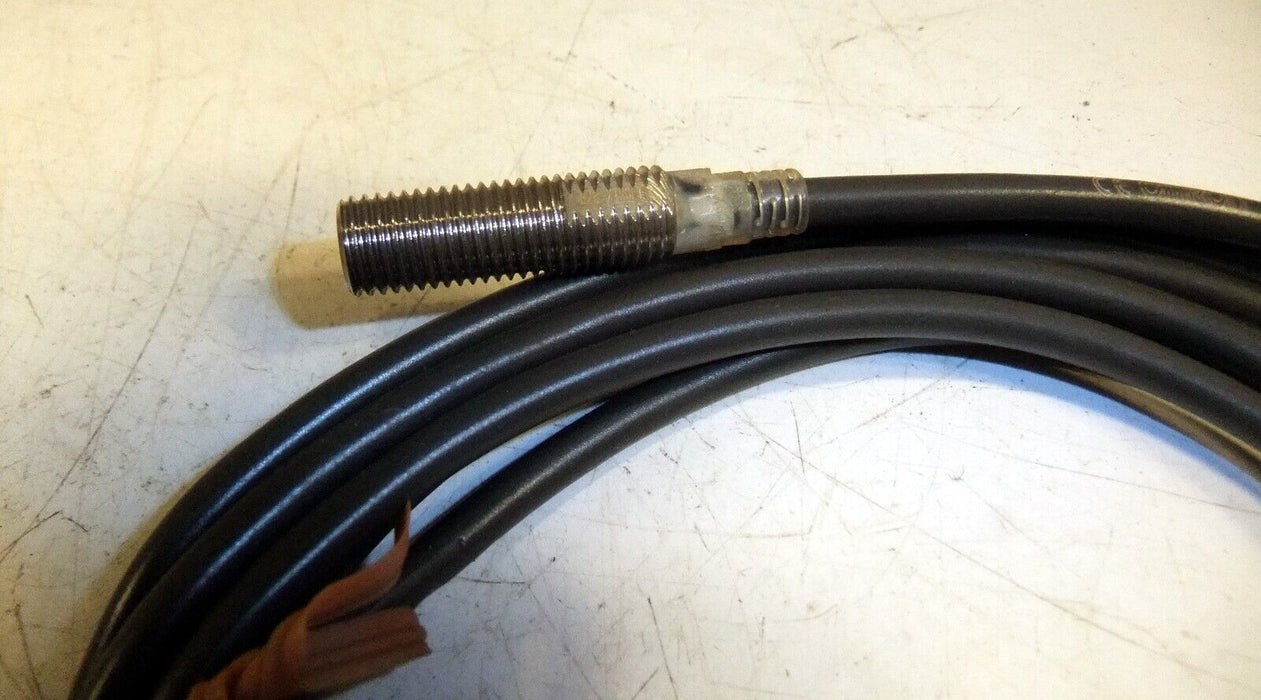Omron E2E-X1R5F1 12-24VDC Inductive Proximity Sensor