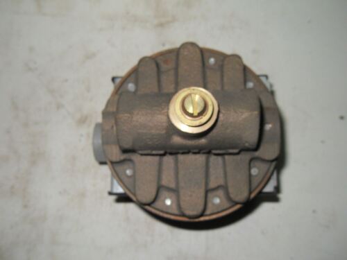 1 MCDONNELL & MILLER FS1 FLOW SWITCH