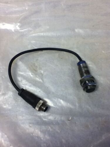 Telemecanique XS1M18MA230 Proximity Switch