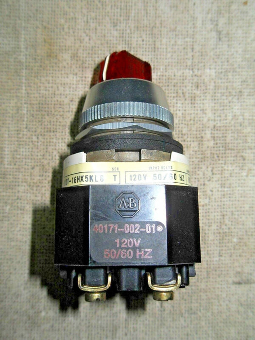 1 Allen-Bradley 800T-16HR5Kl8AX Red Illuminated Selector Switch