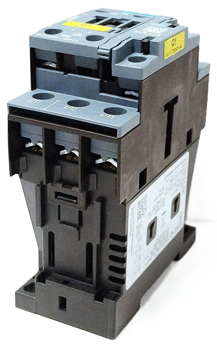 Siemens 3RT2026-1BB40 400 V 25 A 3-Pole Contactor w/ 24 V DC Coil