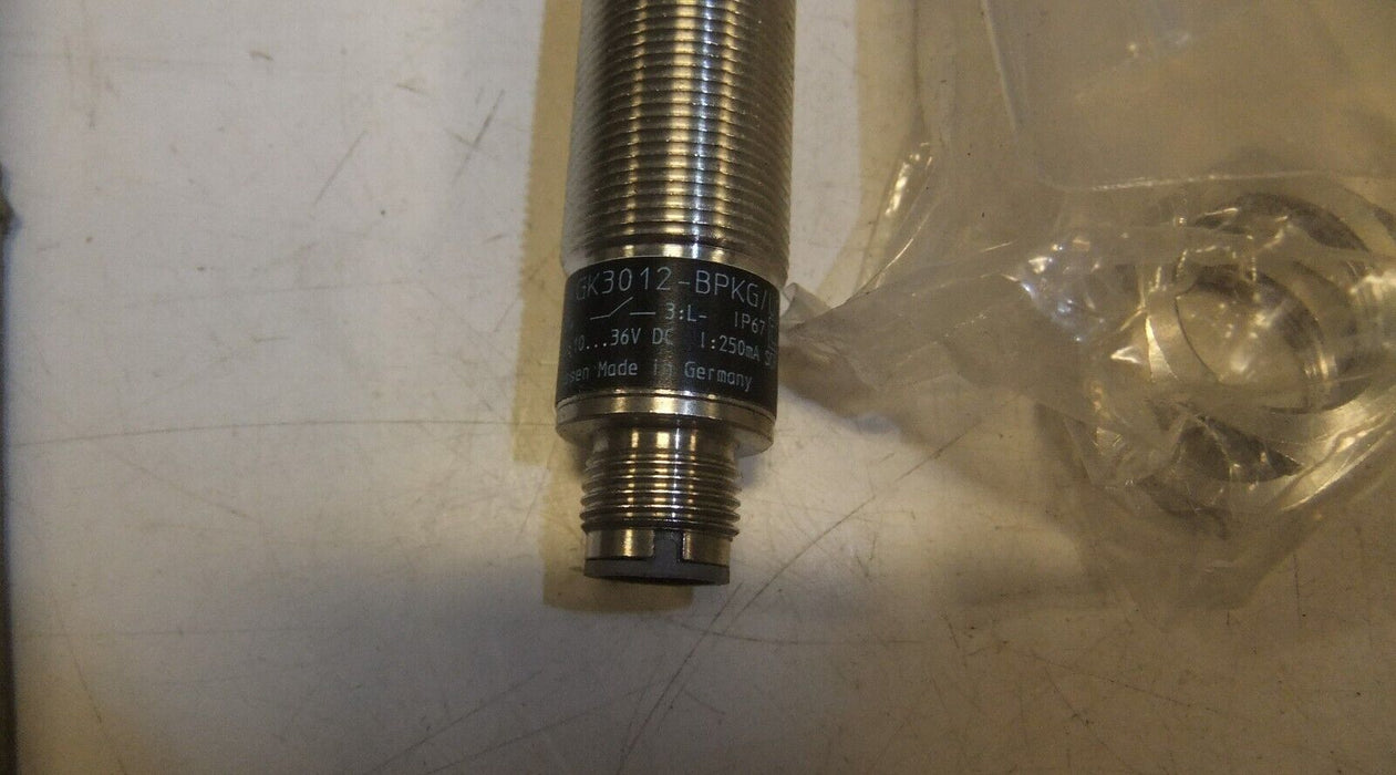IFM Efector Inductive Sensor IG5841 IGK3012-BPKG/US-100-DPS
