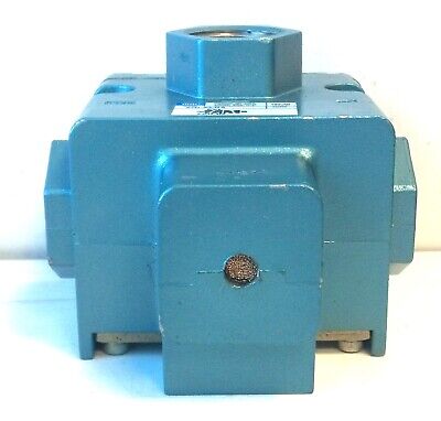 MAC Valves 57D-53-RA 1" NPT 3 Way Balanced Solenoid / Spool Valve