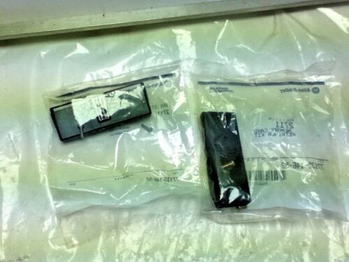 2 Allen-Bradley 77135-146-52 Memory Card Retainer Kits