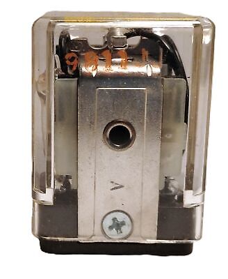 Square D 8501-KU13P14V20 120 V AC 12 A 3PDT Relay