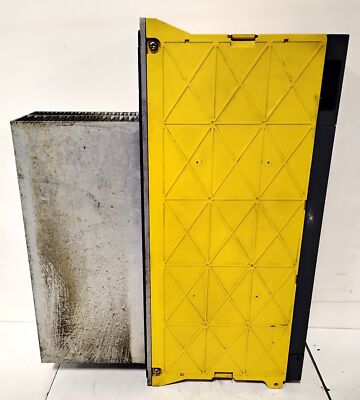 Fanuc A06B-6077- H111 200-230 V AC 49 A 13.2 kW Power Supply Converter Module