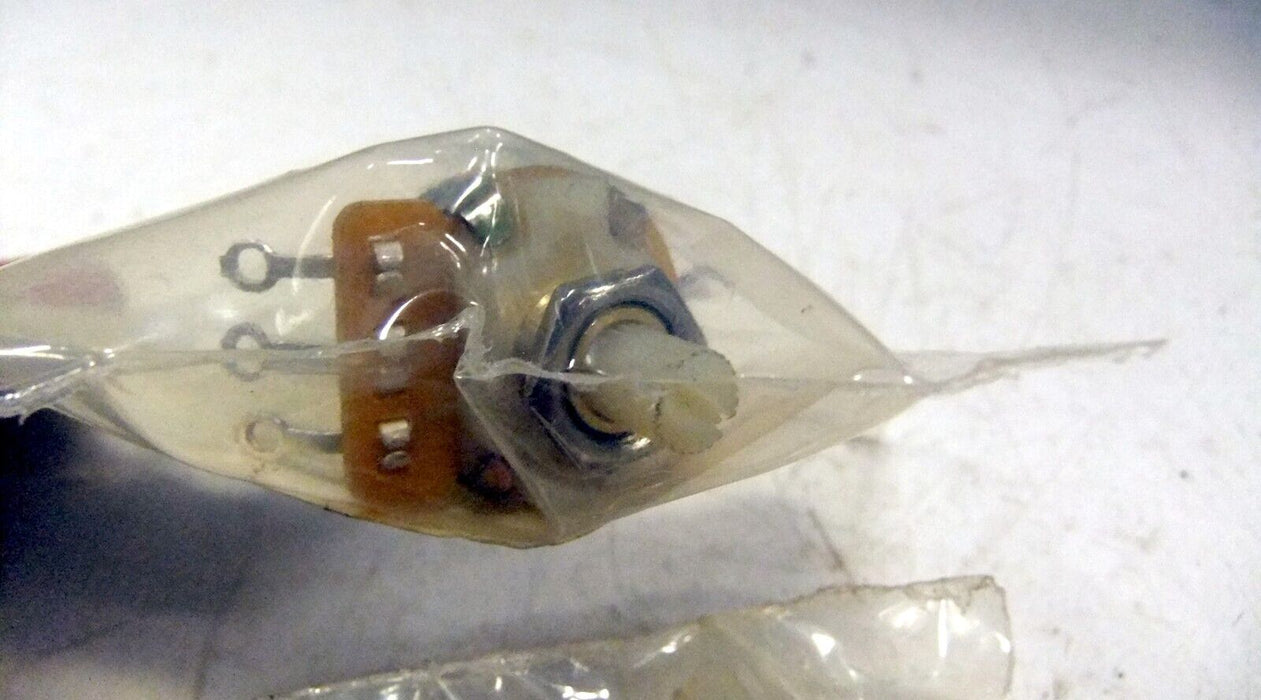 3 VACMASTER 977737 Potentiometer