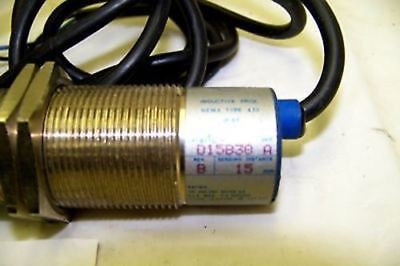 Allen-Bradley Inductive Proximity Sensor 871C-D15B30