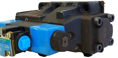 Vickers DG5S-8-8C-T-R-VM-FW-B5-30 02324751 Directional Control Valve