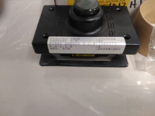 REES CONTROL UNIT 00294-003 SWITCH PUSH BUTTON GREEN