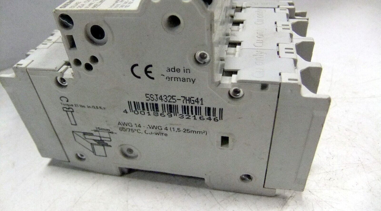Siemens 5SJ4325-7HG41 25A Circuit Breaker w/ 5ST3010-0HG Aux. Circuit Switch