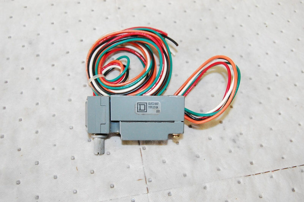 Square D Reed Switch Limit Switch 9007-C84B2 C084