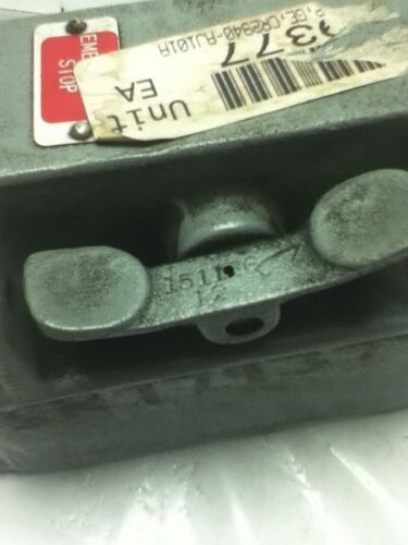 GE 2940AJ201A PUSHBUTTON STATION
