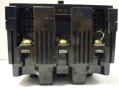 Siemens EH3B015 480VAC 15A Molded Case Circuit Breaker