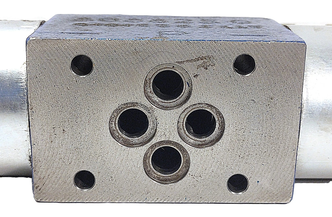 Rexroth 4WE6R62/EG24N9K4 R900571012 Hydraulic Control Spool Valve